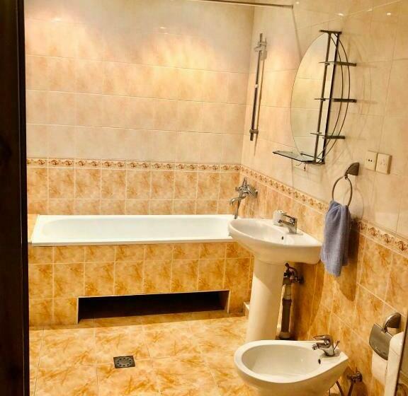 اتاق راحتی, Center Hostel And Tours