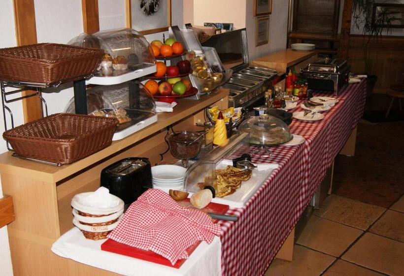 اتاق استاندارد با تخت بزرگ, Prizreni