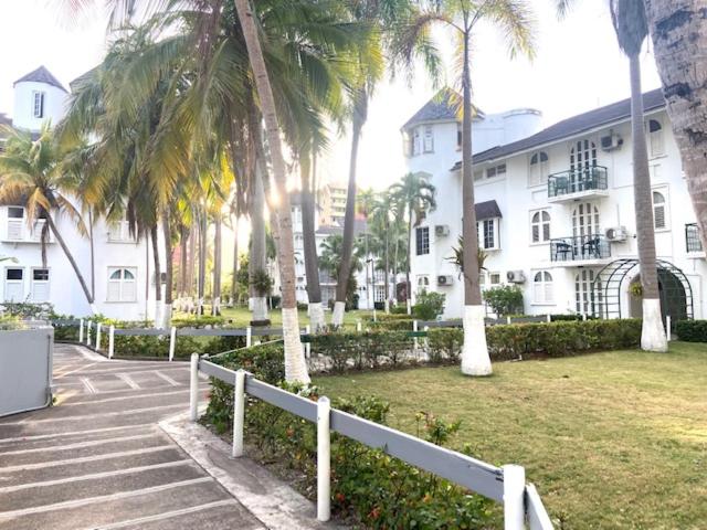استودیو استاندارد با بالکن, Ocho Rios Vacation Resort Property Rentals