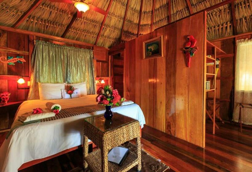 بانگلوی استاندارد با چشم‌انداز دریا, St. George's Caye Resort