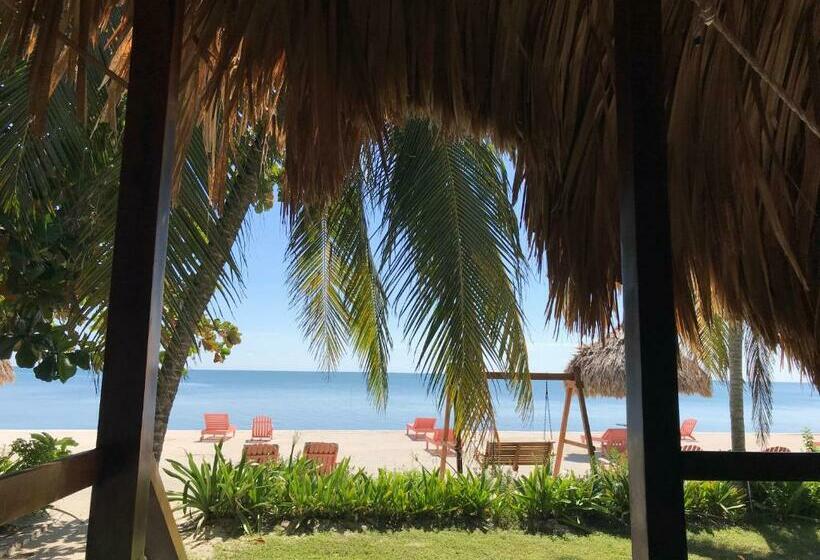 بانگلوی استاندارد با چشم‌انداز دریا, St. George's Caye Resort
