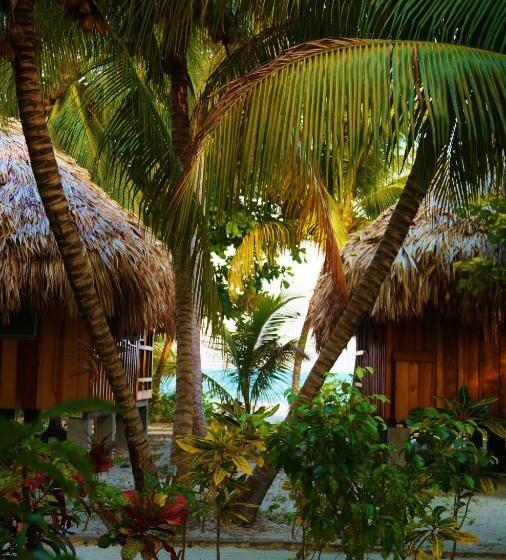 ویلای استاندارد با چشم‌انداز باغ, St. George's Caye Resort