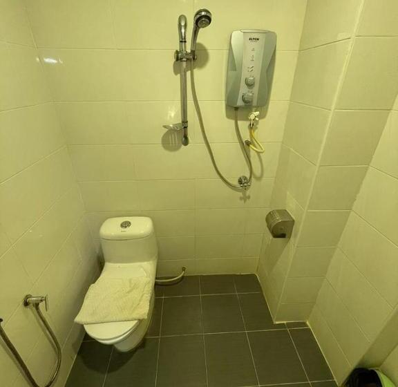 اتاق لوکس با تخت بزرگ, N&l Hotel Kuala Terengganu