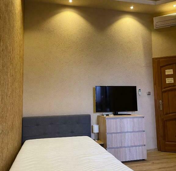اتاق استاندارد, Malom Club Panzió
