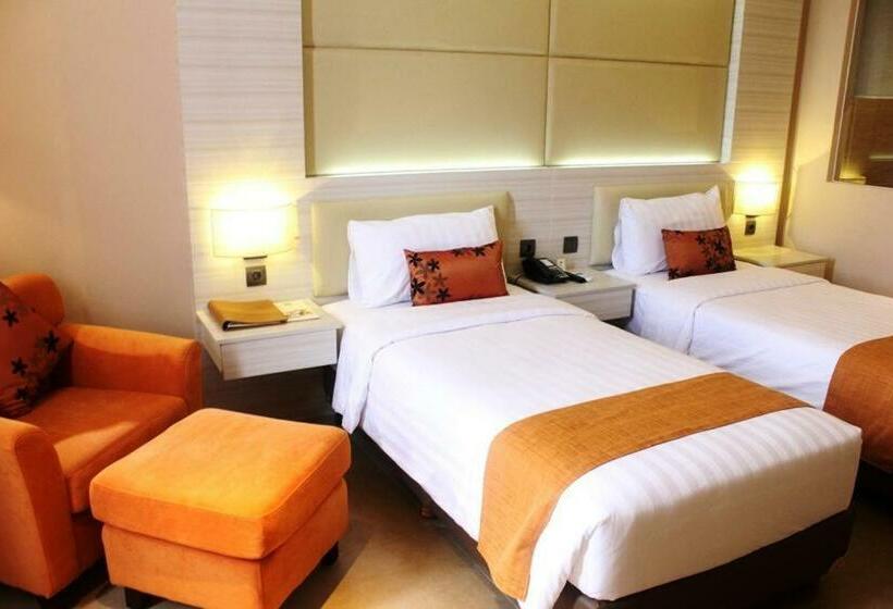 اتاق لوکس با چشم‌انداز شهر, Sotis Hotel Kupang