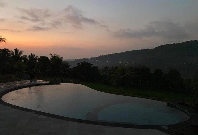 اتاق استاندارد با چشم‌انداز کوهستان, Lesong Hotel And Restaurant