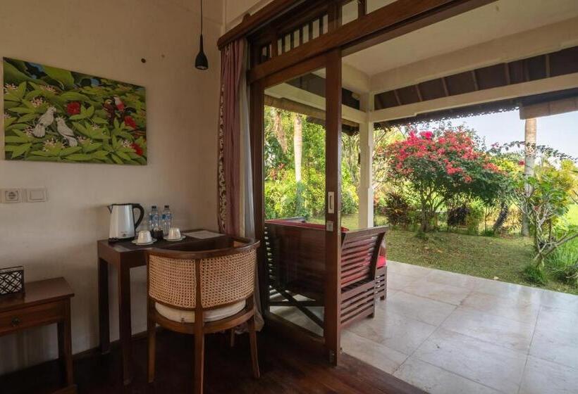 اتاق استاندارد با چشم‌انداز باغ, Lesong Hotel And Restaurant