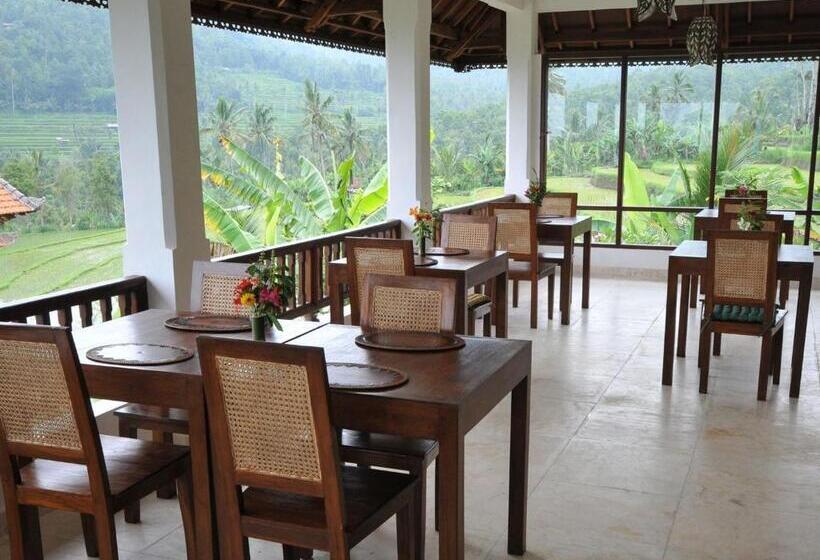 سوییت خانوادگی, Lesong Hotel And Restaurant