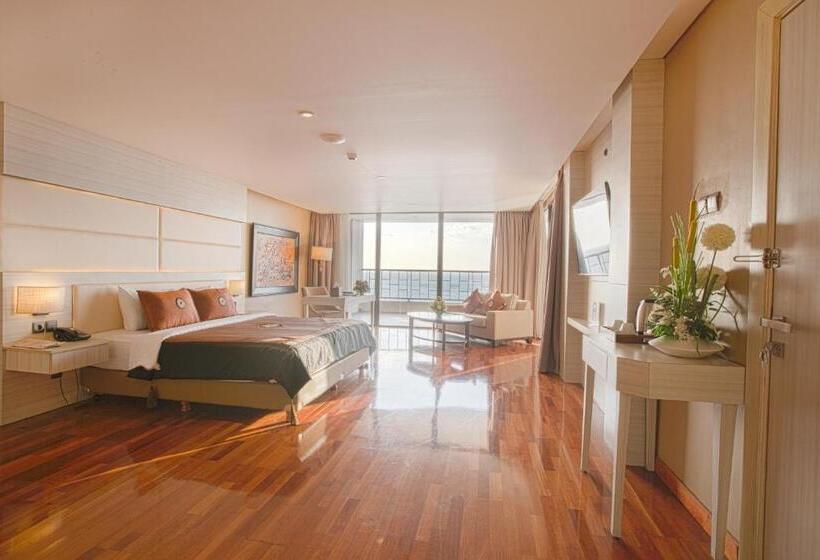 1 Bedroom Penthouse Apartment, Sotis Hotel Kupang