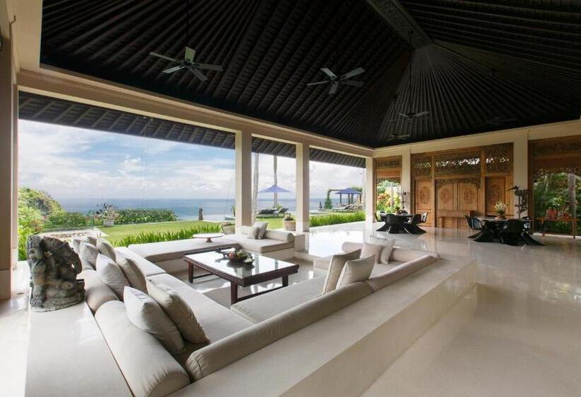 ویلای 5 خوابه, The Ungasan Clifftop Resort