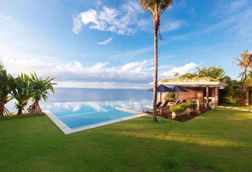 ویلای 4 خوابه, The Ungasan Clifftop Resort