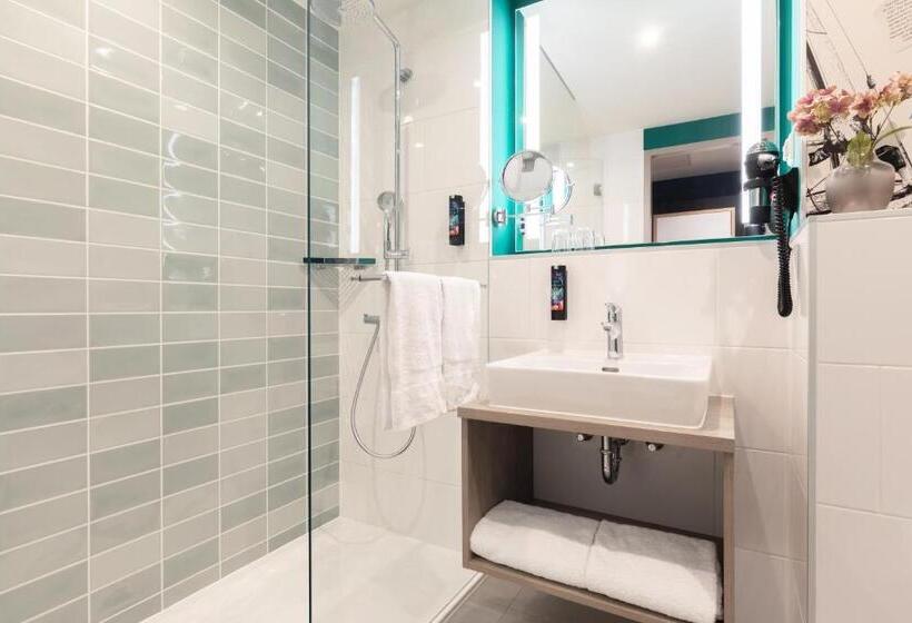 استودیوی استاندارد, Holiday Inn   The Niu, Flower Konstanz, An Ihg