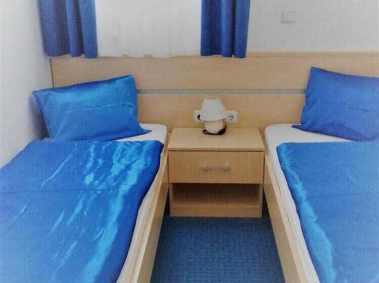 آپارتمان 1 خوابه, Apartments And Room Marko