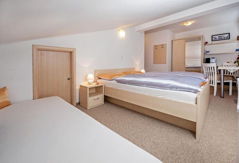 اتاق استاندارد, Apartments And Room Marko