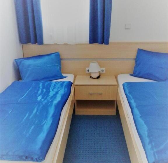 آپارتمان 1 خوابه, Apartments And Room Marko