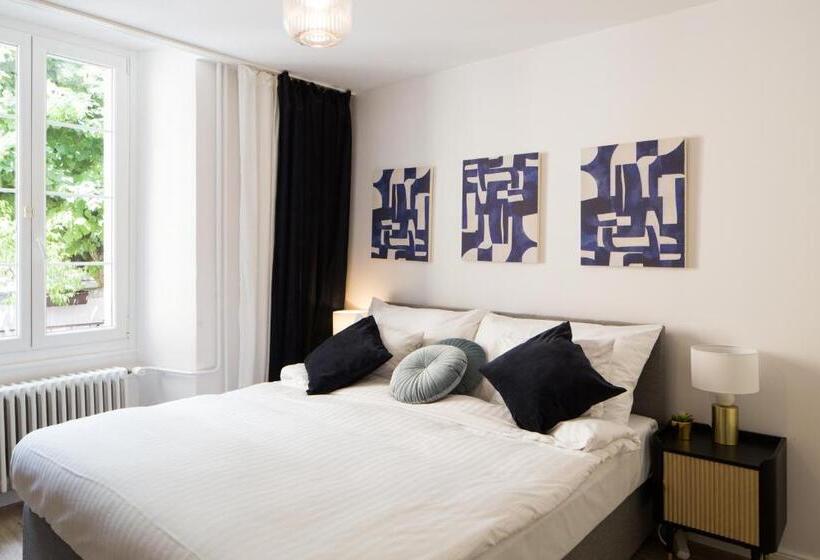 Люкс, Marché 28 Guesthouse