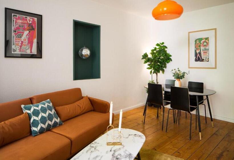 Люкс 2 Спальни, Marché 28 Guesthouse