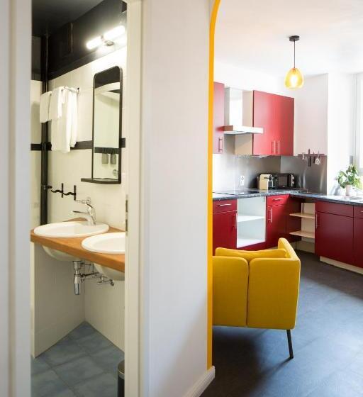 Люкс 2 Спальни, Marché 28 Guesthouse
