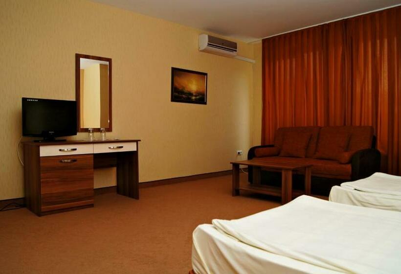 سوییت جونیور, Family Hotel Ramira