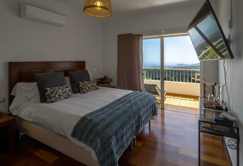 اتاق استاندارد با بالکن و چشم‌انداز دریا, Villa Dama By Airnest