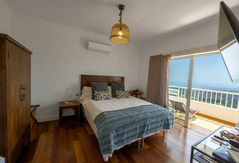 اتاق استاندارد با بالکن و چشم‌انداز دریا, Villa Dama By Airnest