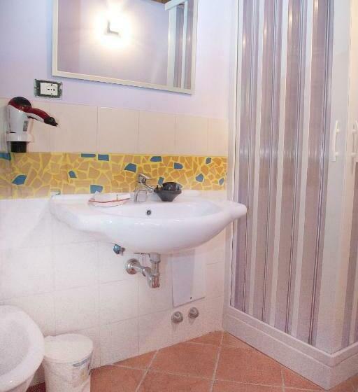 اتاق استاندارد, B&b Corte Catalana