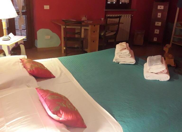 اتاق استاندارد, B&b Il Pioppo E La Fonte