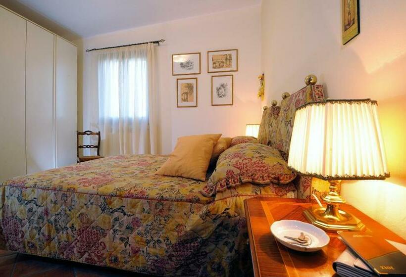 اتاق لوکس با بالکن, Agriturismo   B&b L Acquacotta