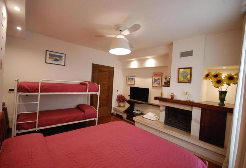 اتاق لوکس چهار تخته, B&b Patrizio