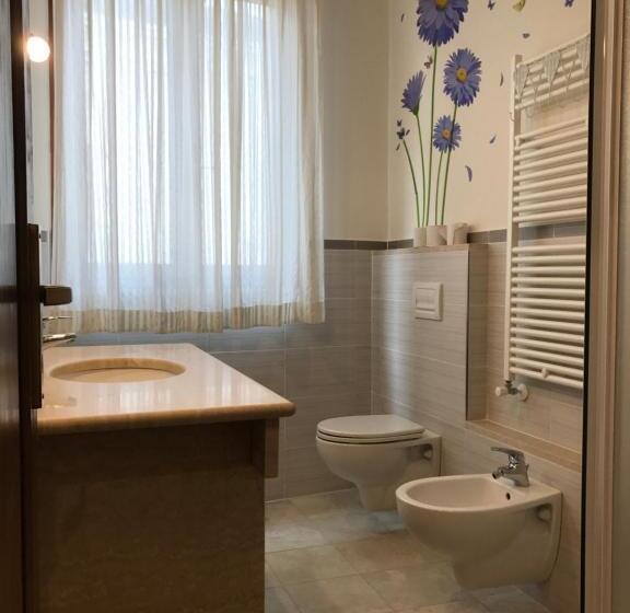 اتاق لوکس چهار تخته, B&b Patrizio