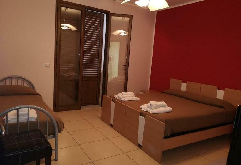اتاق استاندارد سه نفره, Piano Verde Casa Vacanze