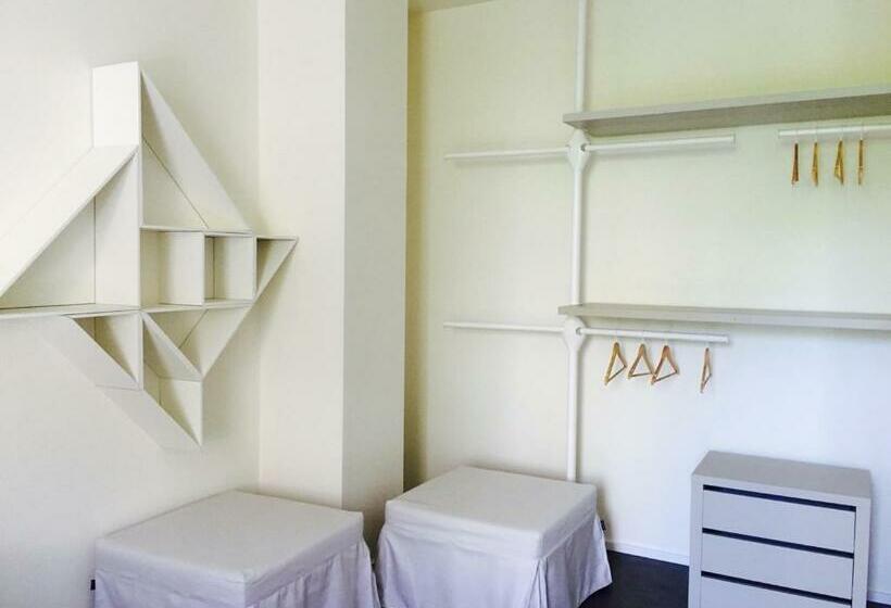 اتاق استاندارد سه نفره, Cinquecento B&b