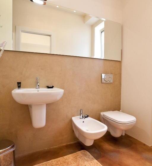 اتاق استاندارد سه نفره, Cinquecento B&b
