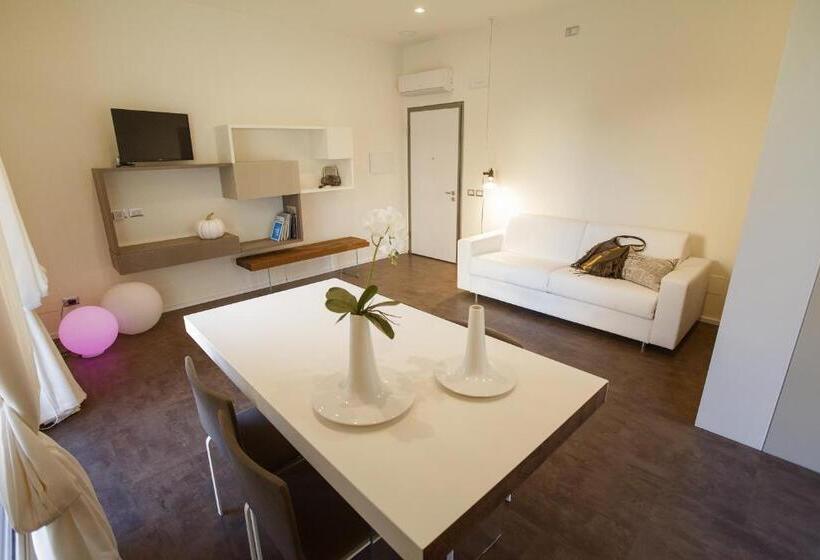 اتاق استاندارد سه نفره, Cinquecento B&b