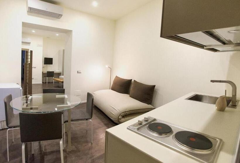 اتاق استاندارد سه نفره, Cinquecento B&b