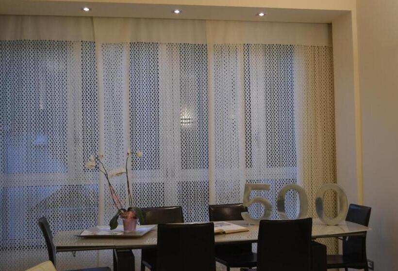 اتاق استاندارد سه نفره, Cinquecento B&b