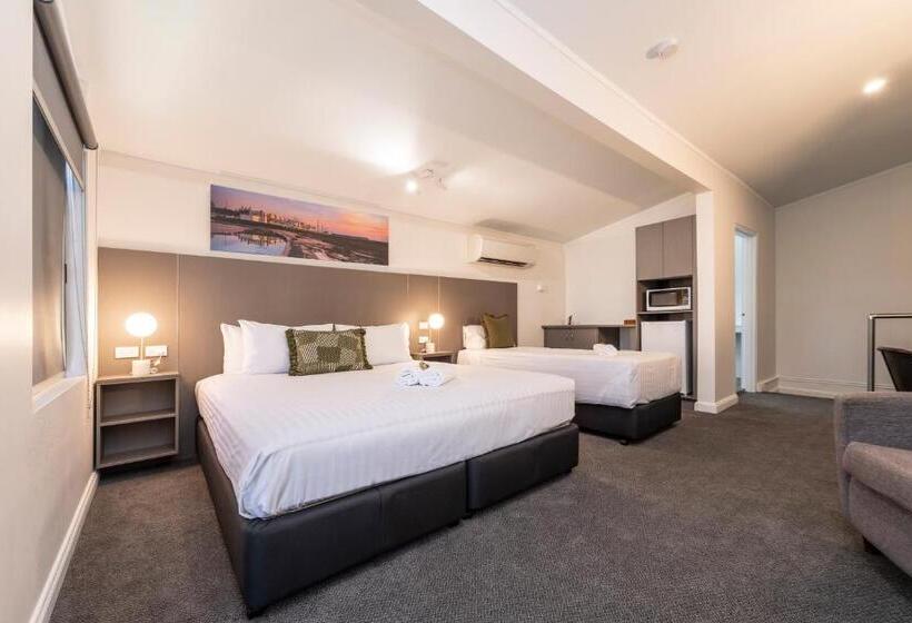اتاق استاندارد با تخت بزرگ, Fern Bay Motel