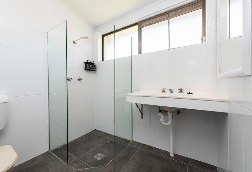 اتاق استاندارد برای معلولان, Fern Bay Motel