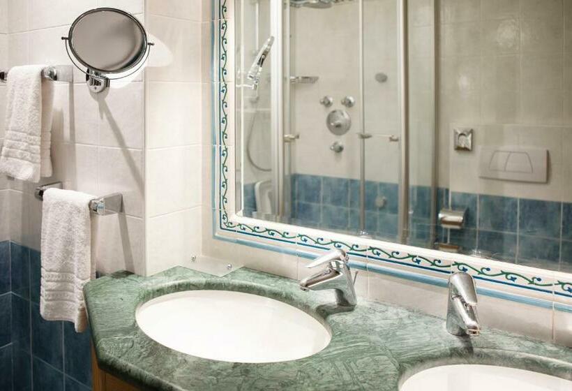 سوییت جونیور, Nordik Adults Only   Over 14