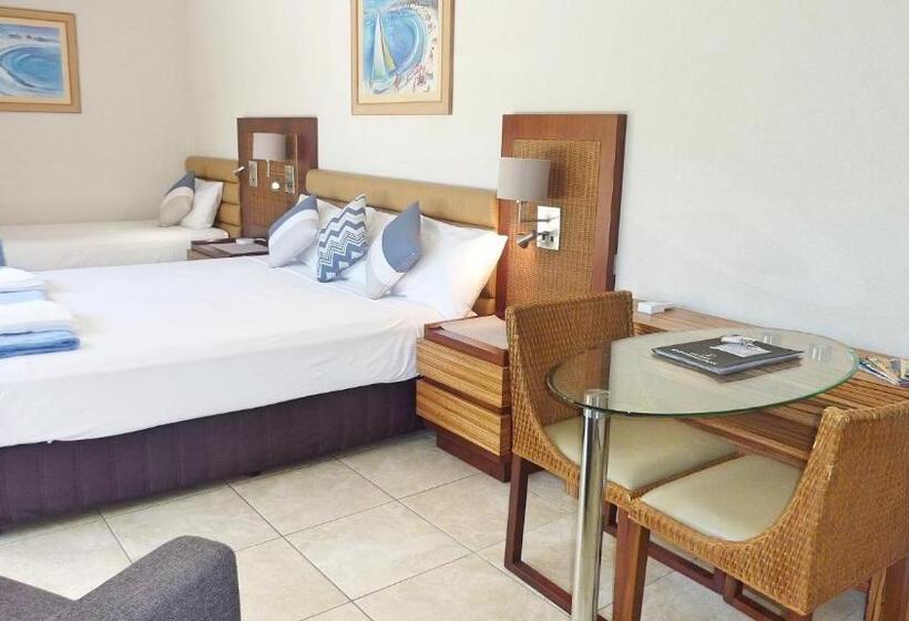 带大床的豪华间, Jadran Motel & El Jays Holiday Lodge