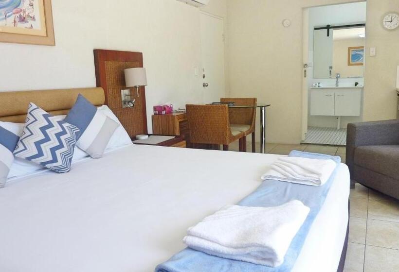 带大床的豪华间, Jadran Motel & El Jays Holiday Lodge