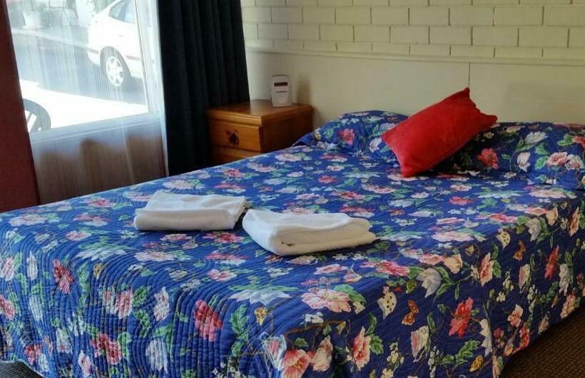 اتاق استاندارد, Mayfield Motel
