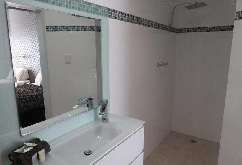 اتاق استاندارد, Motel24seven And Apartments