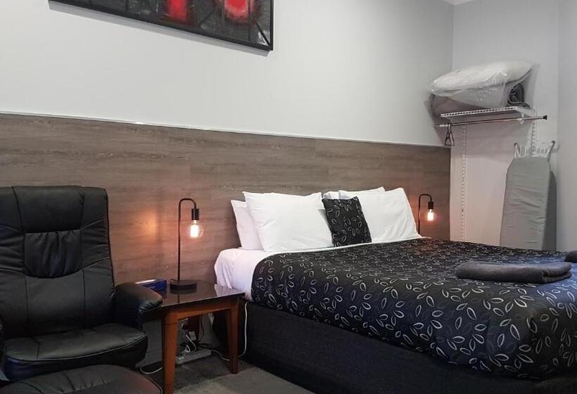 اتاق استاندارد با تخت بزرگ, Motel24seven And Apartments