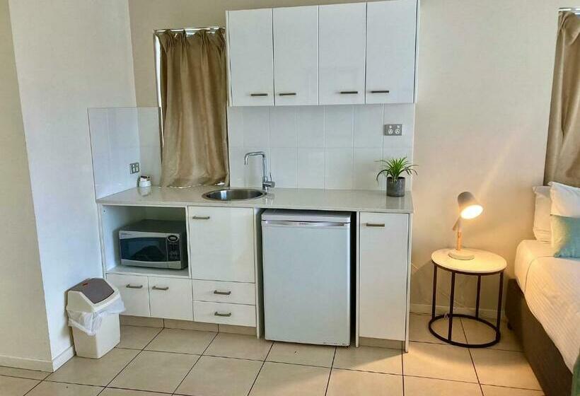 استودیوی استاندارد, Ocean Views Resort Caloundra
