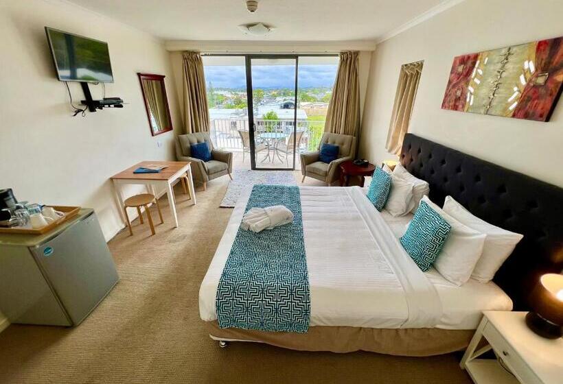 Economy Studio, Ocean Views Resort