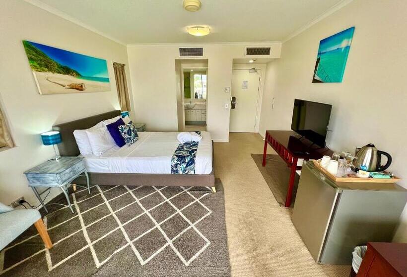 Economy Studio, Ocean Views Resort Caloundra