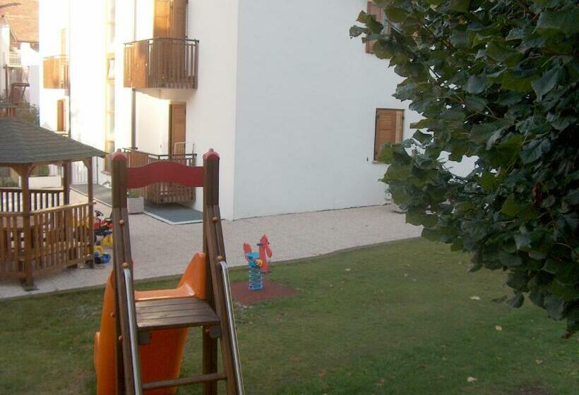 آپارتمان 2 خوابه, Residence Cima Tosa
