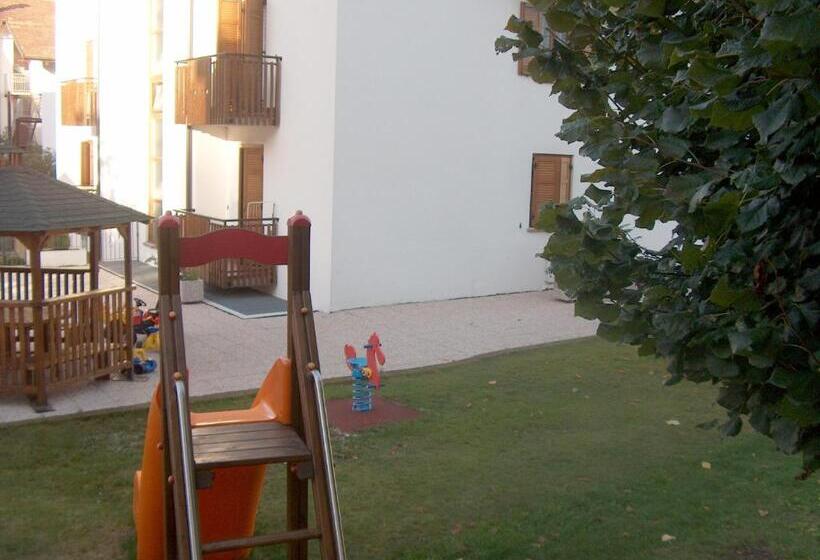 آپارتمان 3 خوابه, Residence Cima Tosa