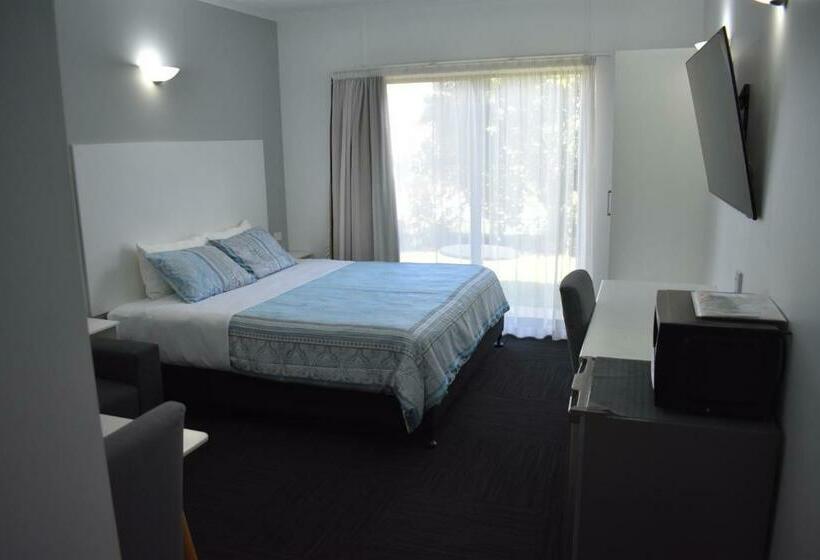 اتاق استاندارد با تخت بزرگ, Riviana Motel